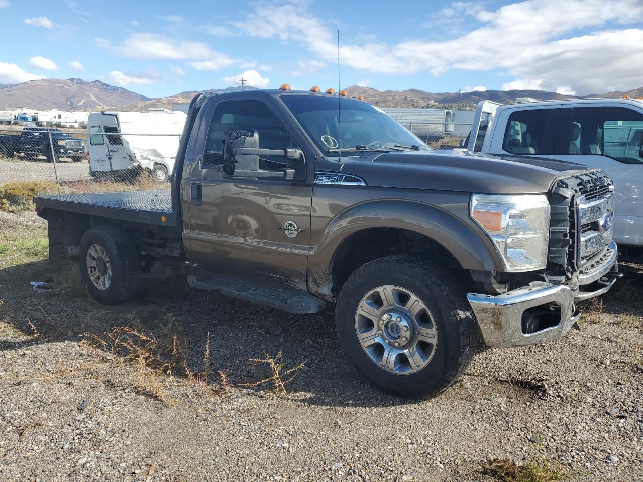2016 Ford F350 Super - Delivery Truck - Фото 4
