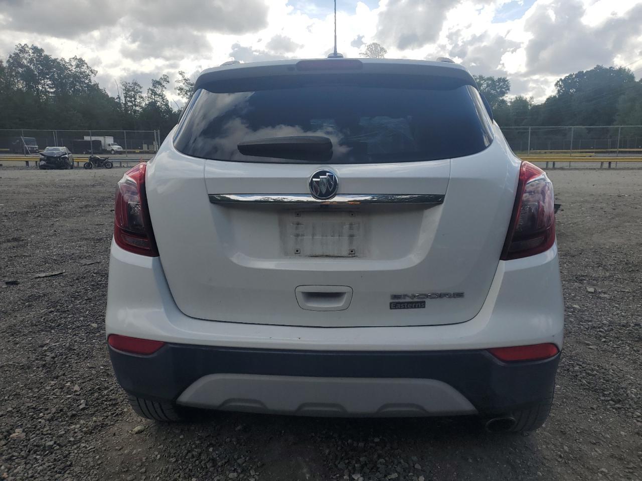 2019 Buick Encore Essence - Image 6