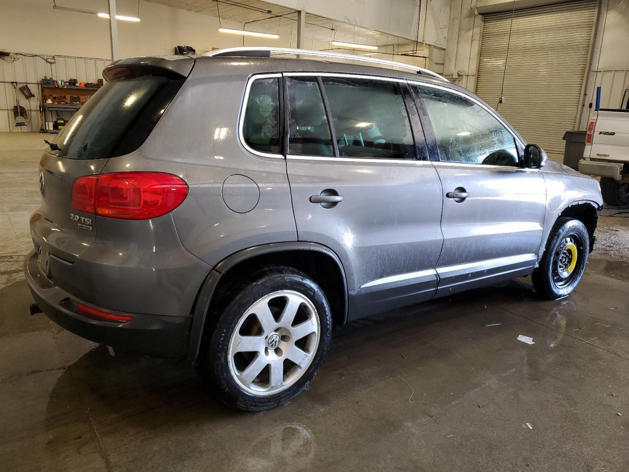 2012 Volkswagen Tiguan S - Image 3