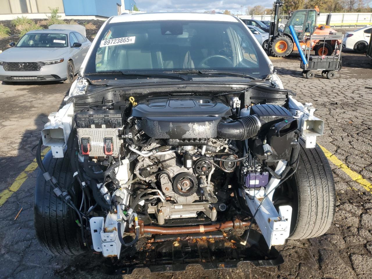 2019 Jeep Grand Cherokee Overland - Фото 5