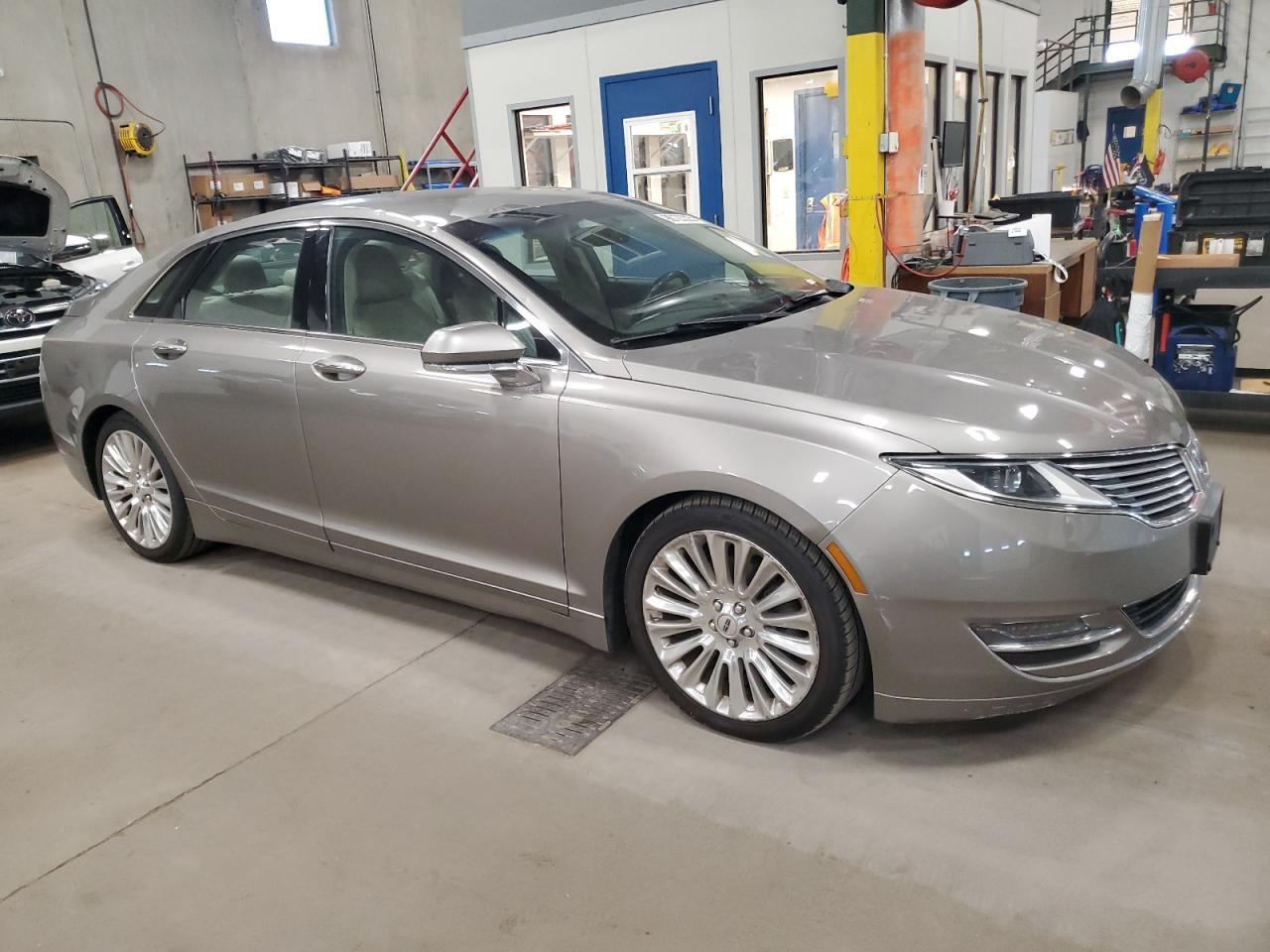 2016 Lincoln Mkz - Фото 4