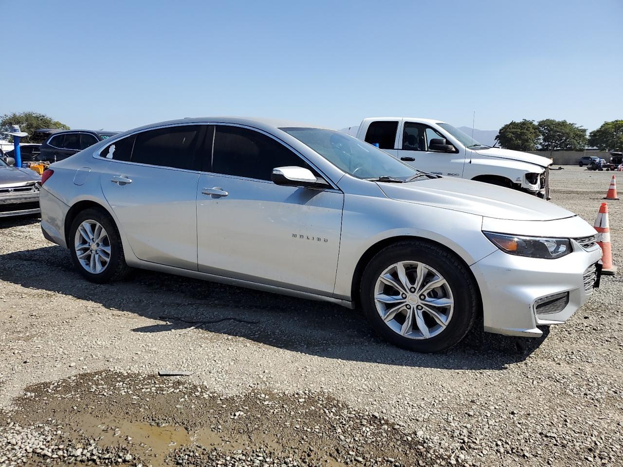 2018 Chevrolet Malibu Lt - Image 4