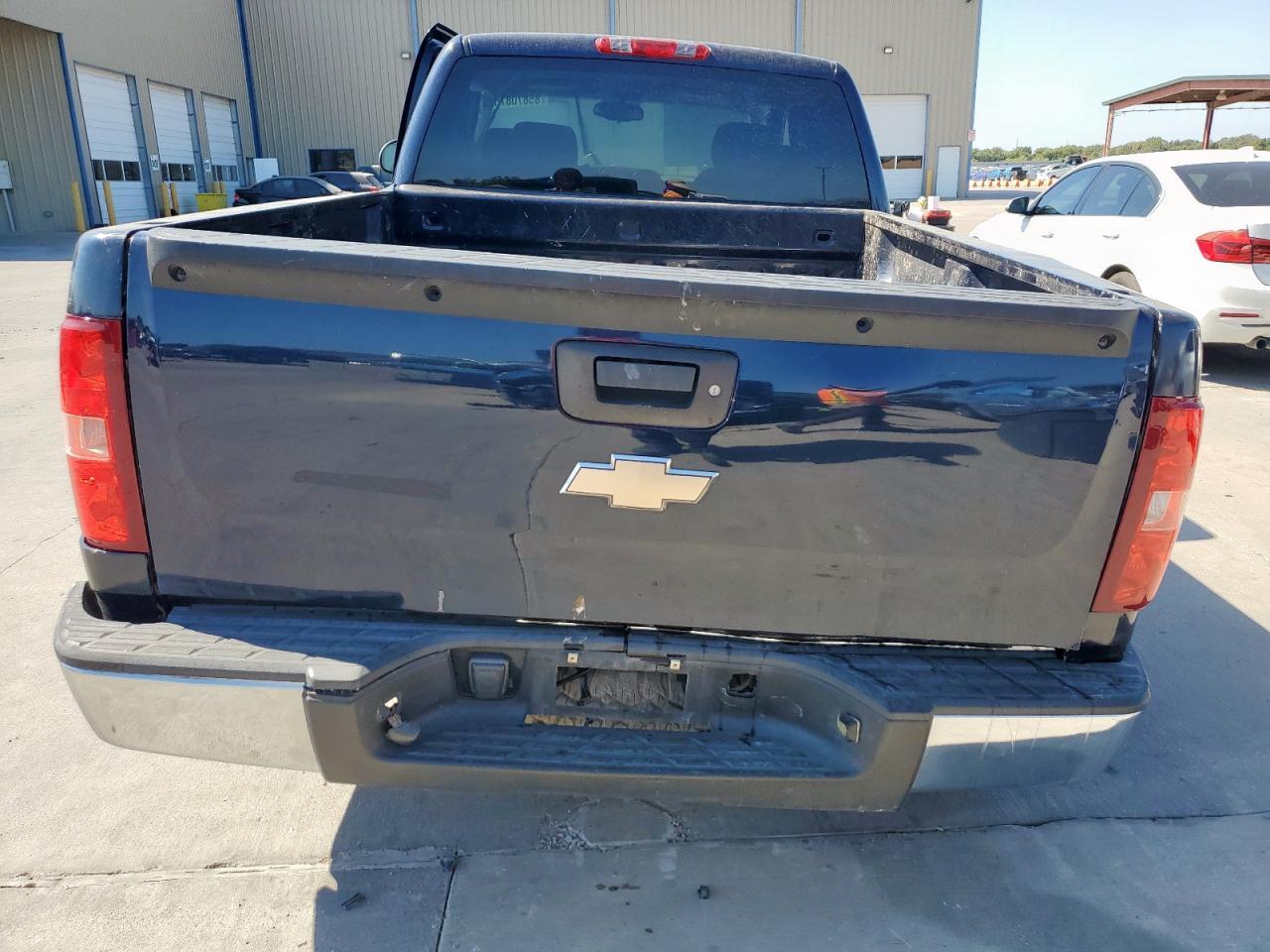 2011 Chevrolet Silverado C1500 Ls - Image 6