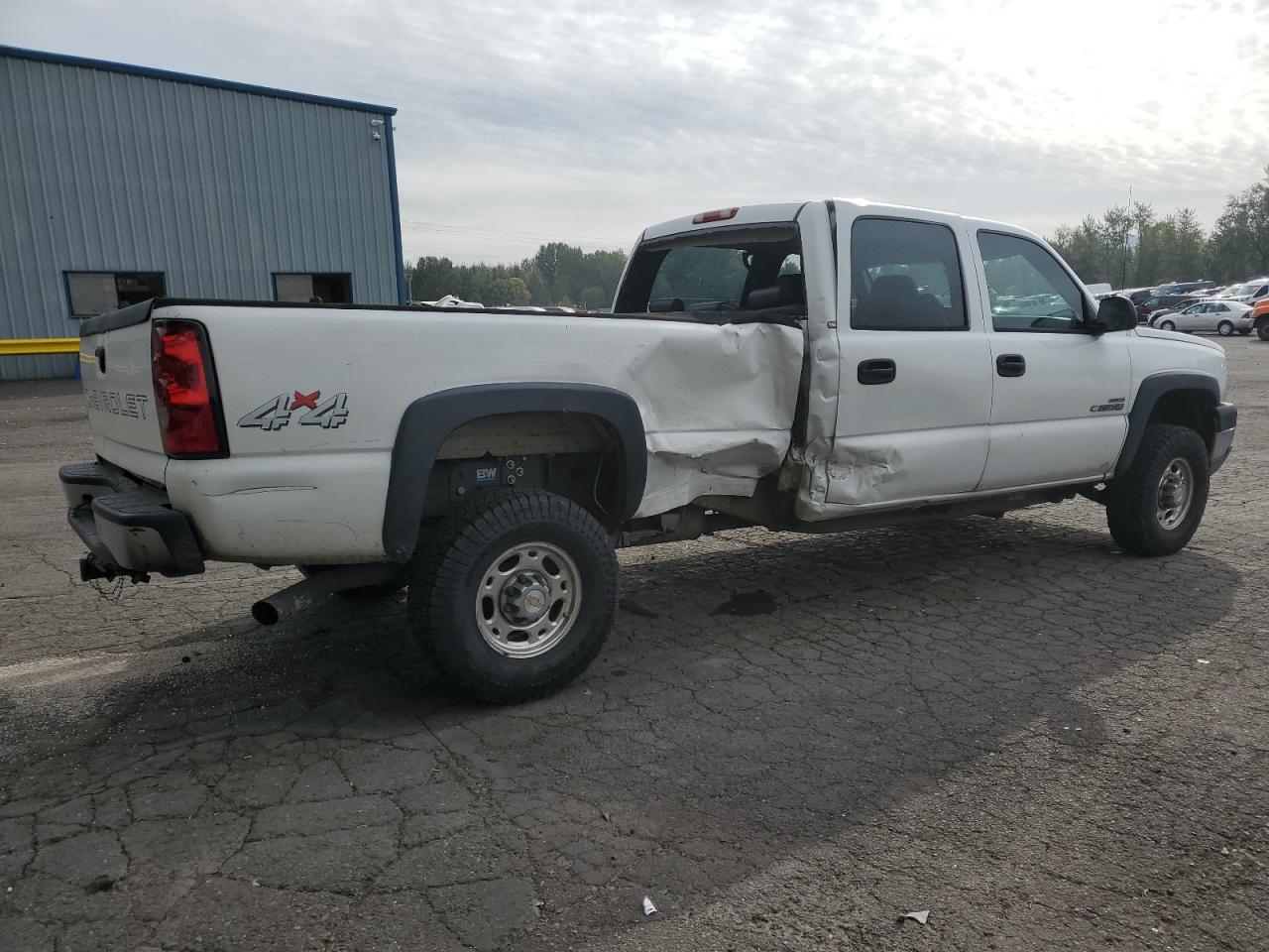 2004 Chevrolet Silverado K2500 Heavy Duty - Фото 3