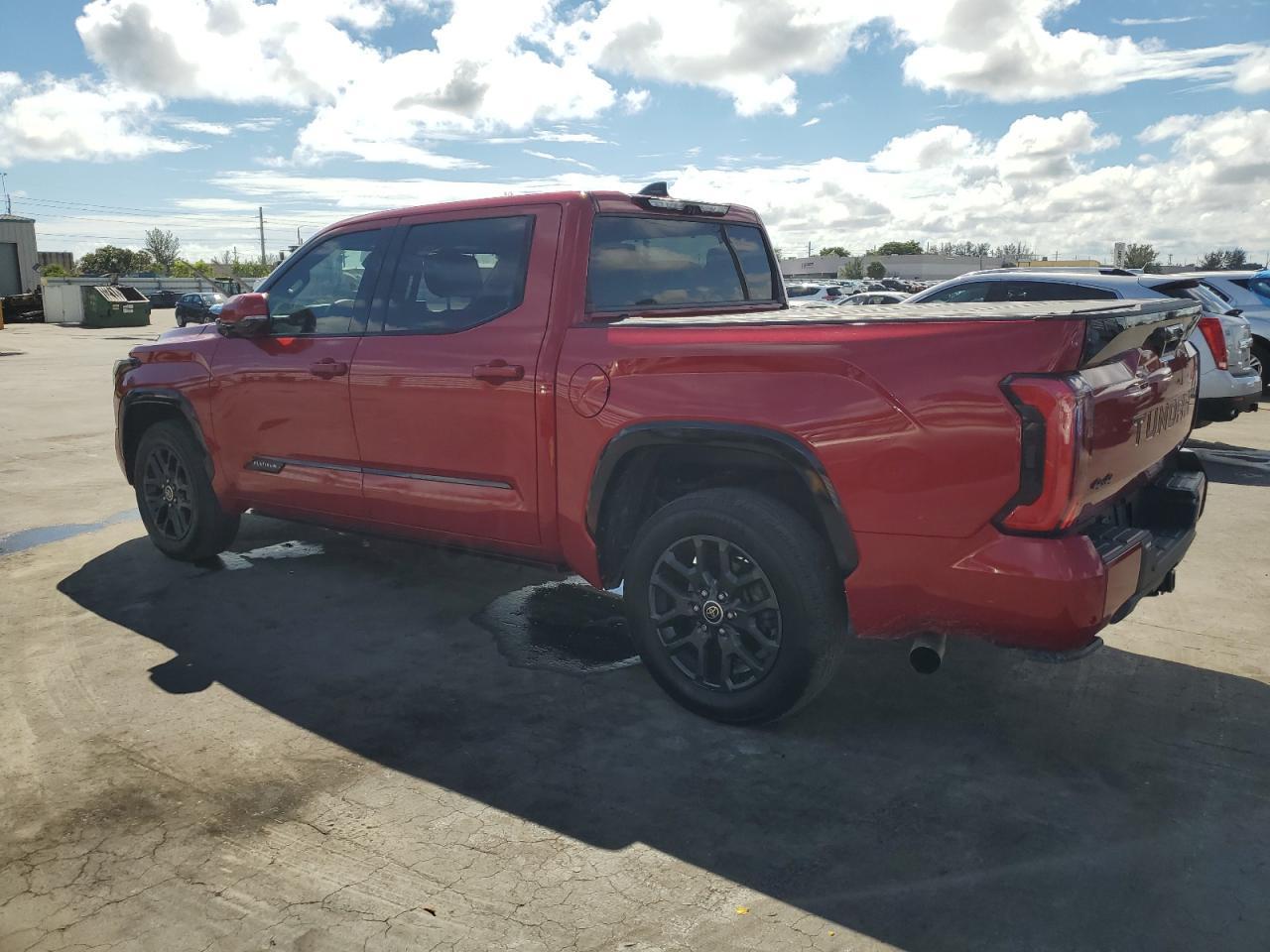 2022 Toyota Tundra Crewmax Platinum - Image 2