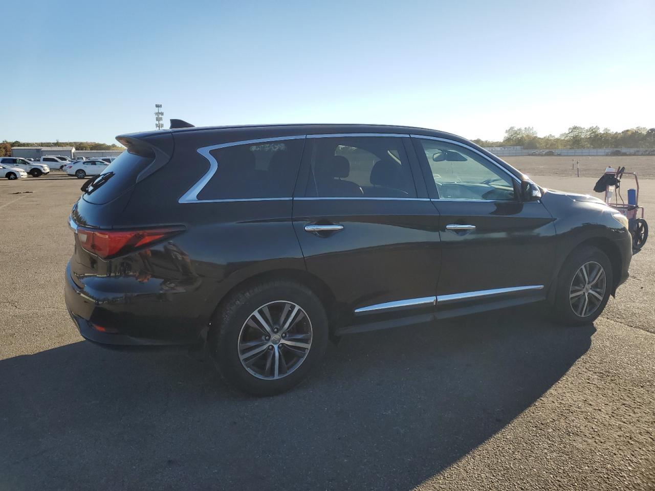 2019 Infiniti Qx60 Luxe - Image 3