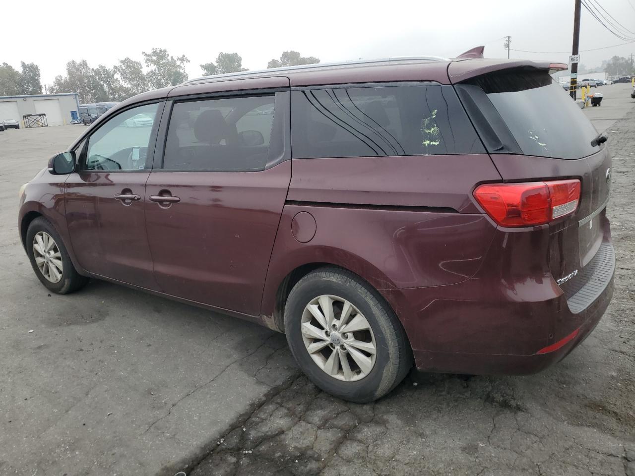 2016 Kia Sedona Lx - Фото 2