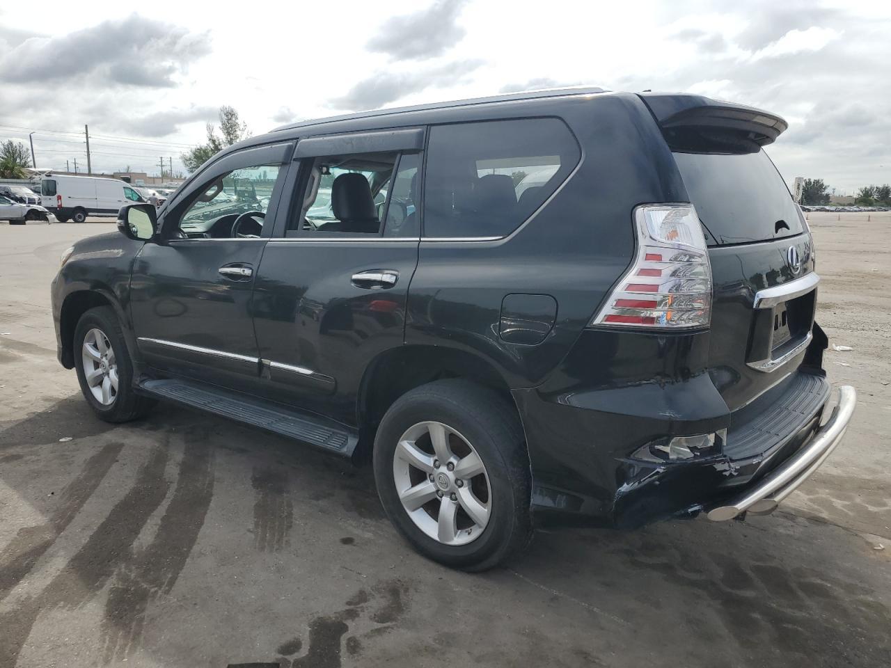 2015 Lexus Gx 460 - Image 2