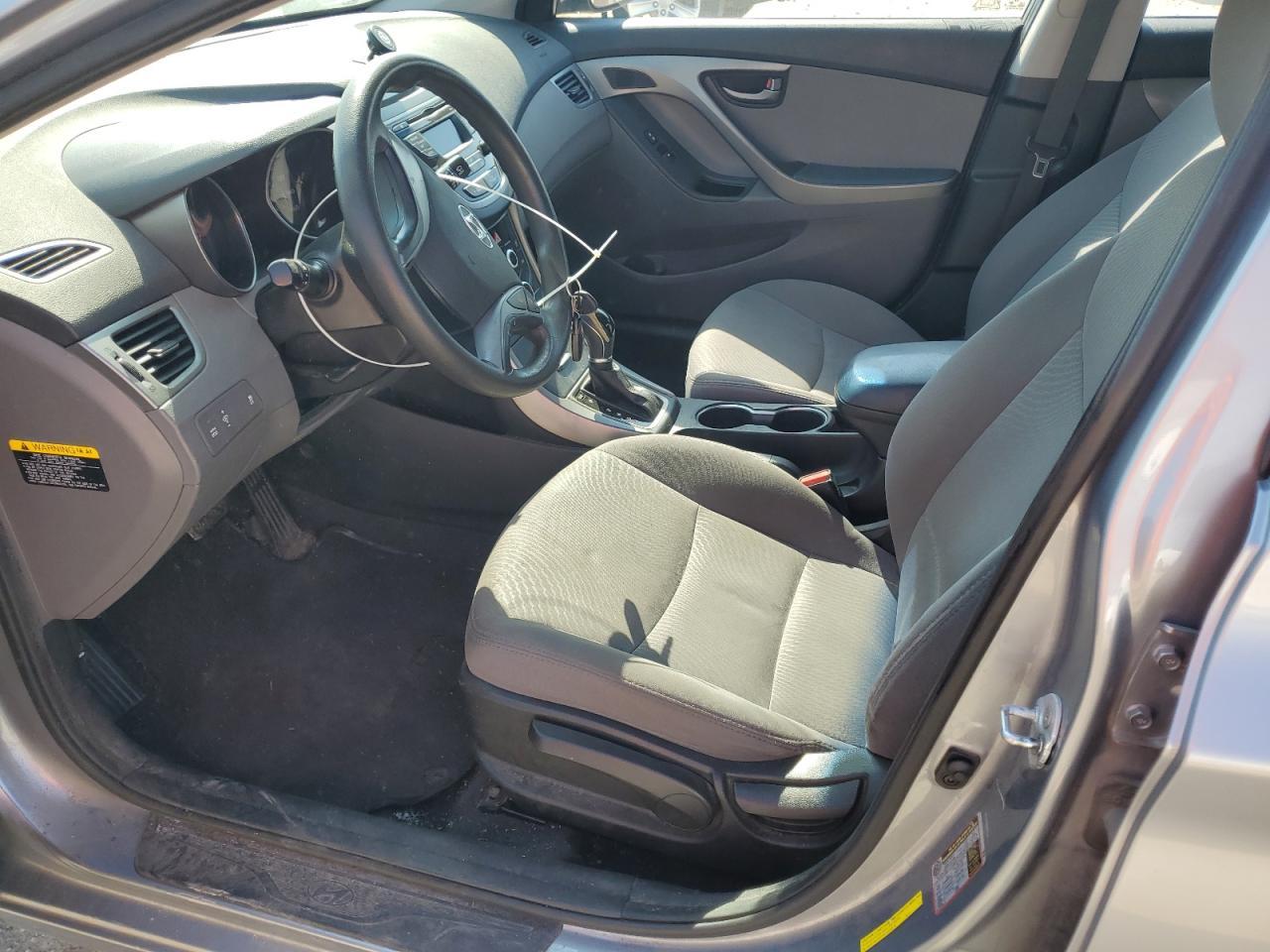 2016 Hyundai Elantra Se - Image 7