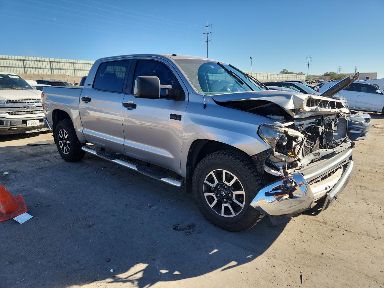 2015 Toyota Tundra Crewmax Sr5 - Фото 4