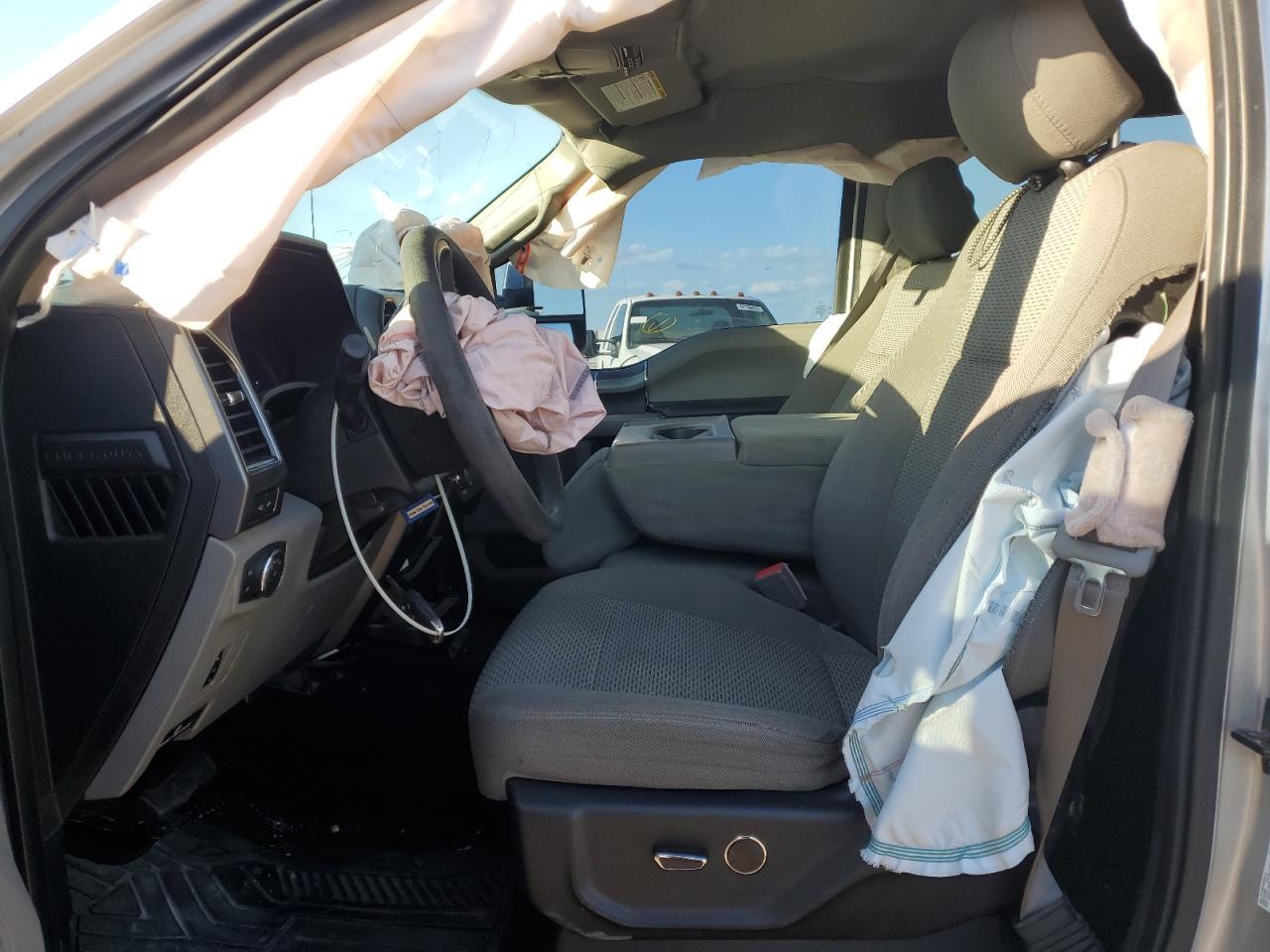 2018 Ford F250 Super Duty - Image 7