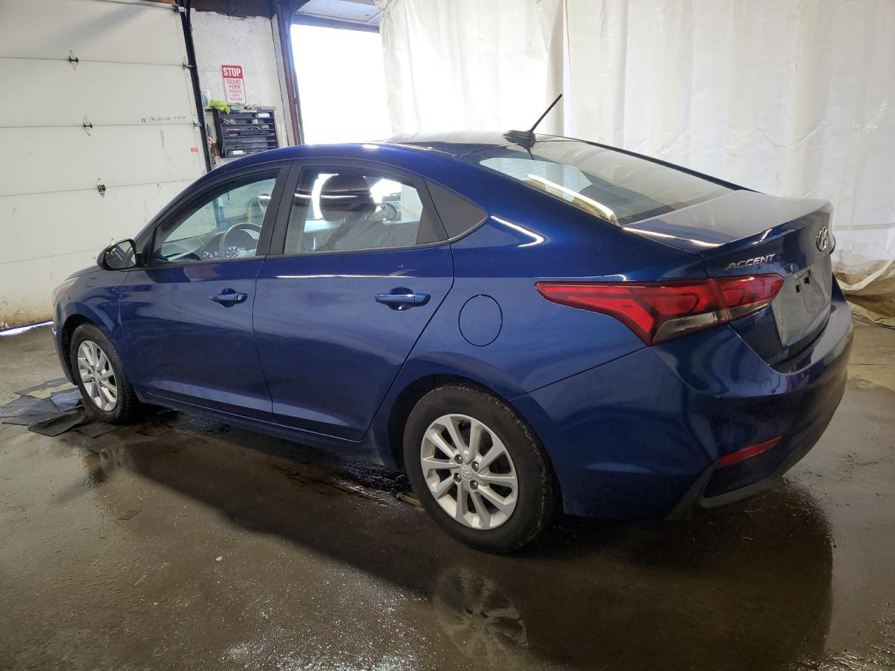 2018 Hyundai Accent Se - Фото 2