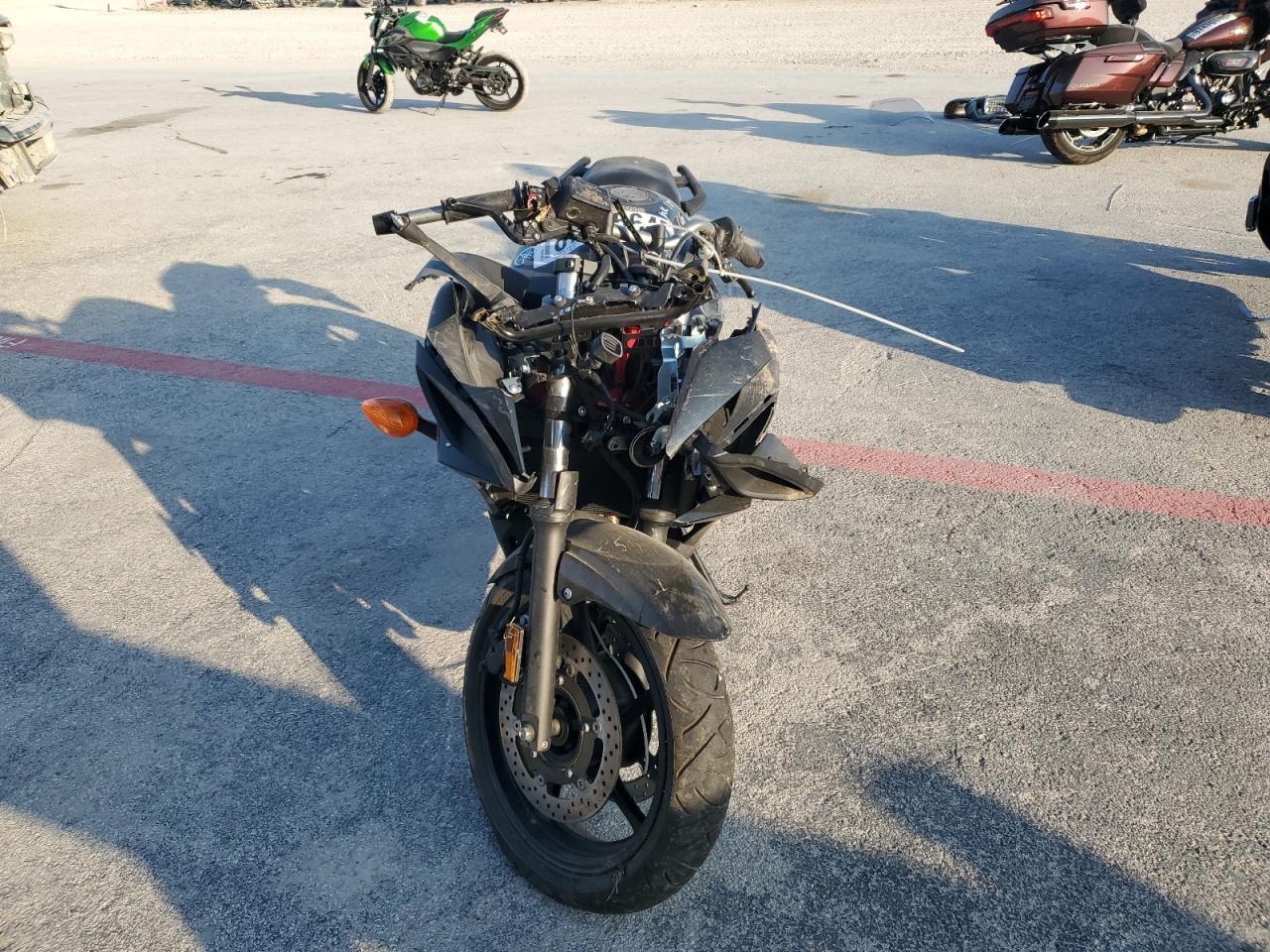 2016 Yama Fz6 - Image 2