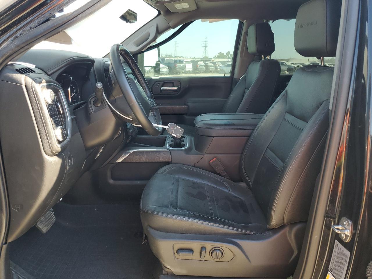 2023 GMC Sierra K3500 Denali - Image 7