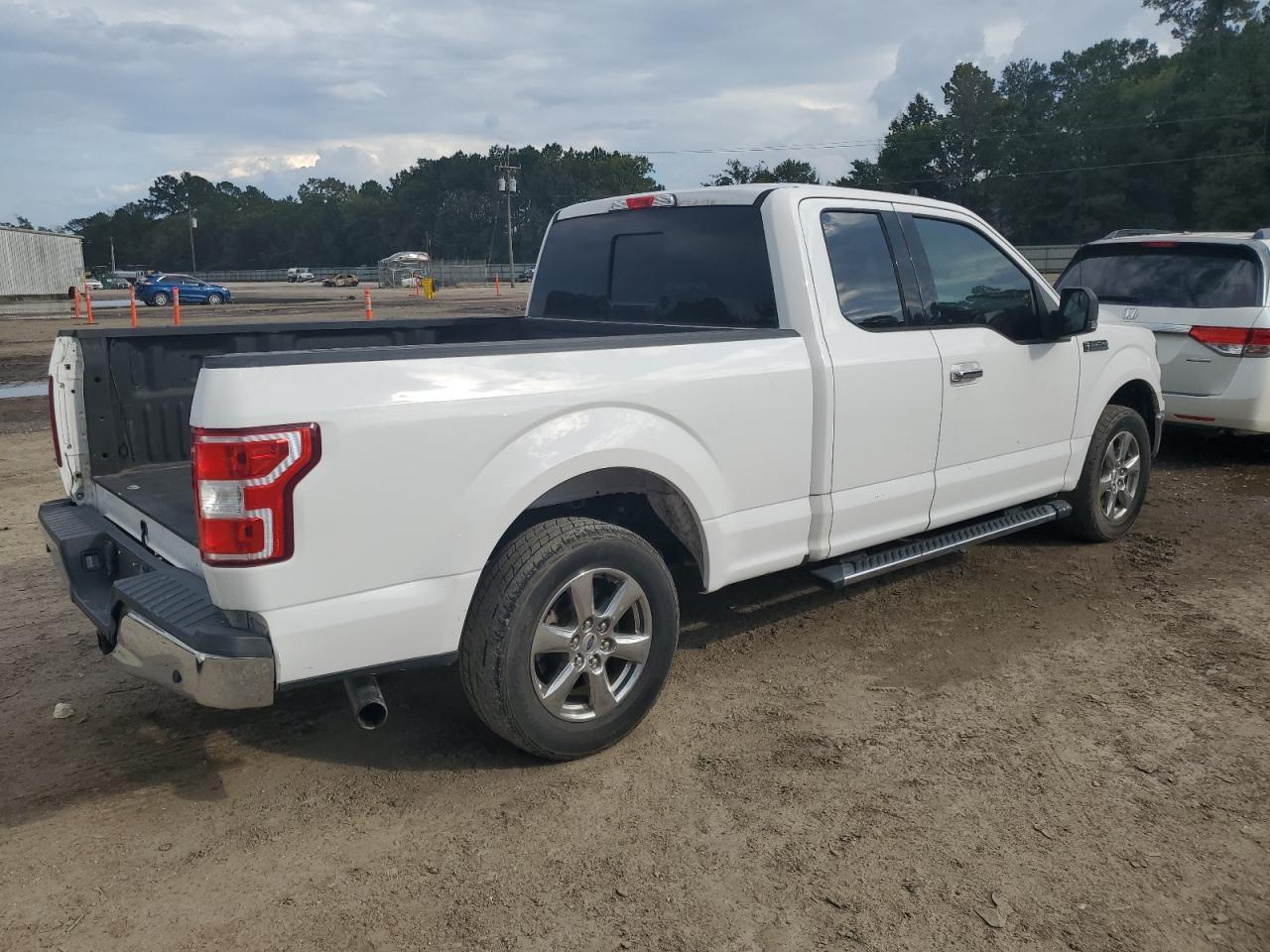 2019 Ford F150 Super Cab - Фото 3