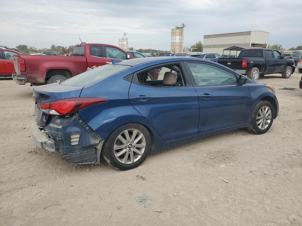 2016 Hyundai Elantra Se - Фото 3