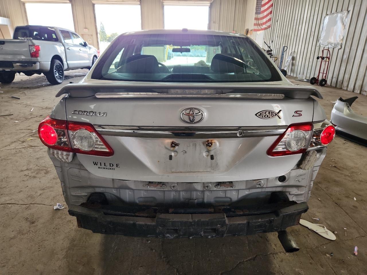 2012 Toyota Corolla Base - Фото 6