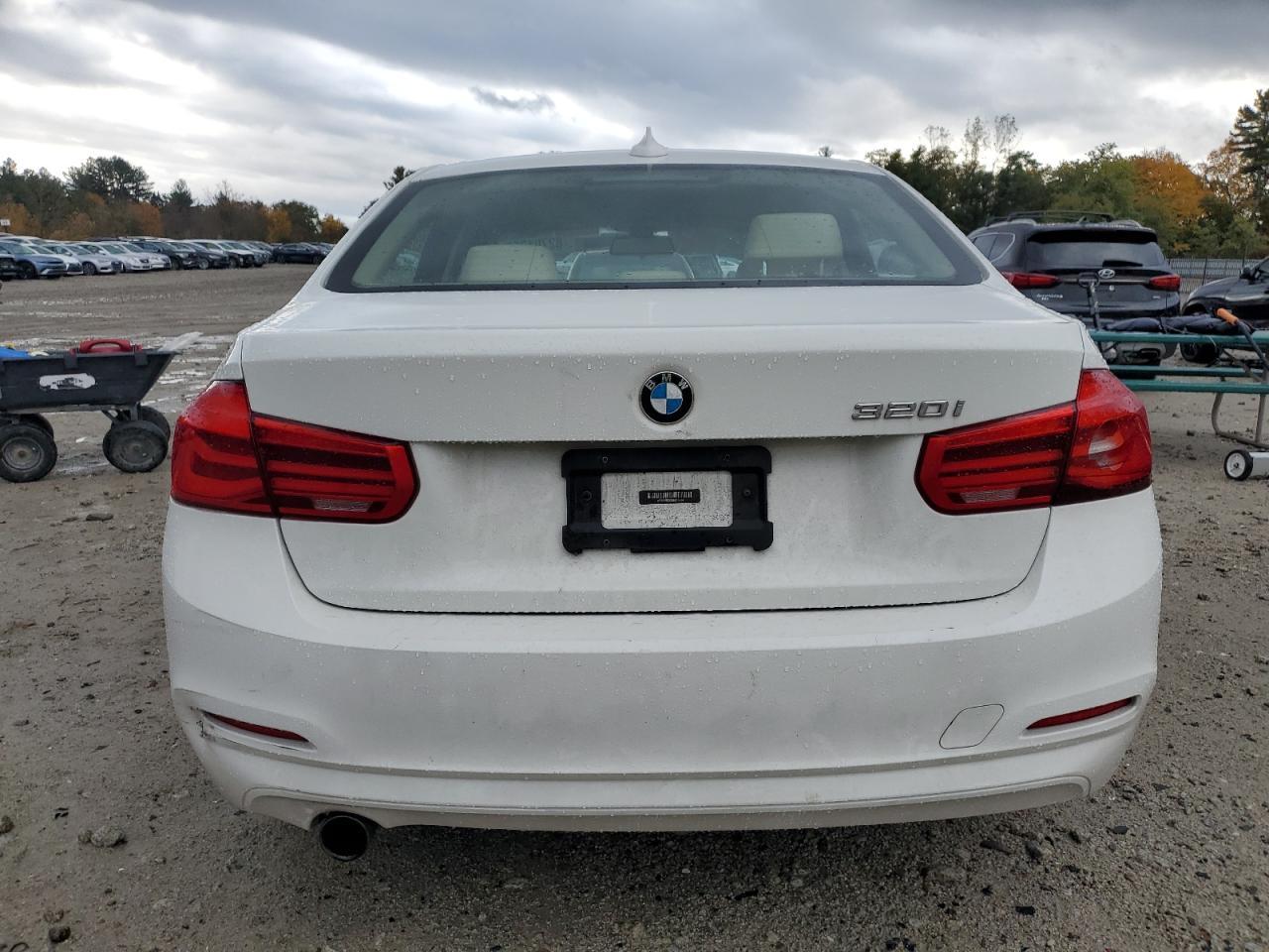 2016 BMW 320 I - Image 6