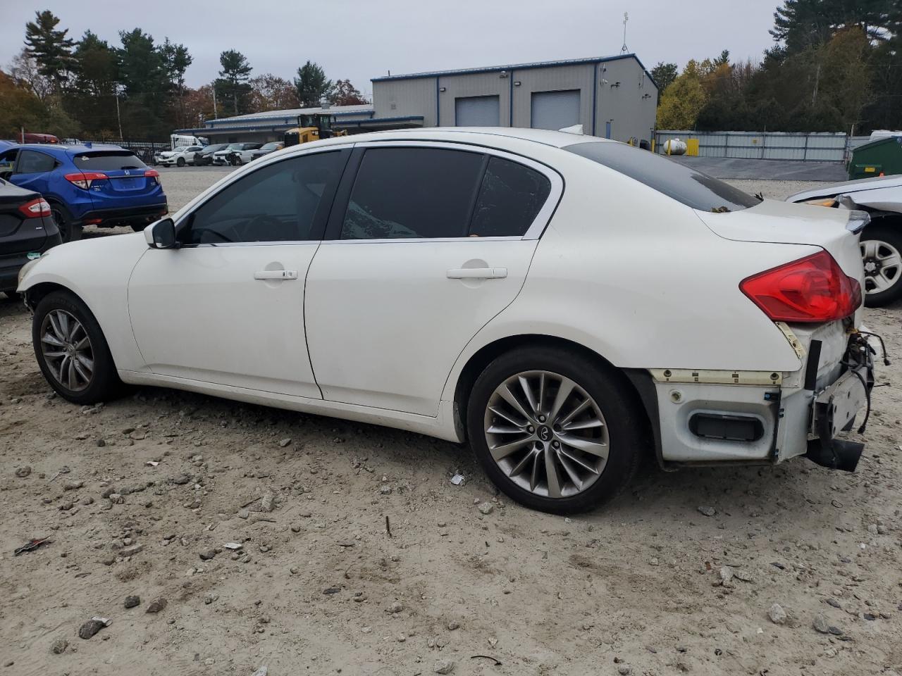 2015 Infiniti Q40 - Фото 2