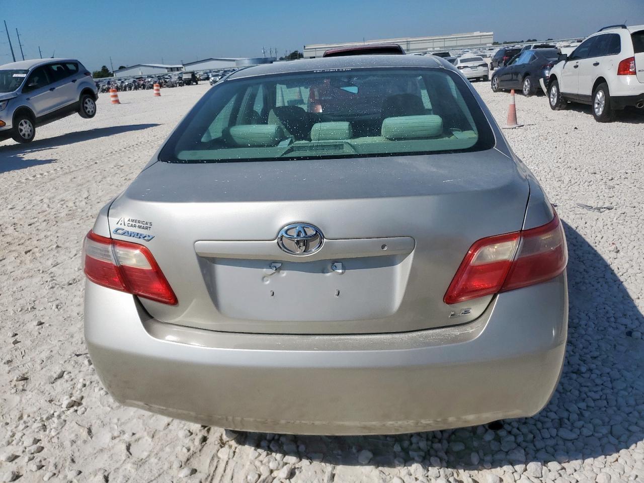 2009 Toyota Camry Base - Фото 6