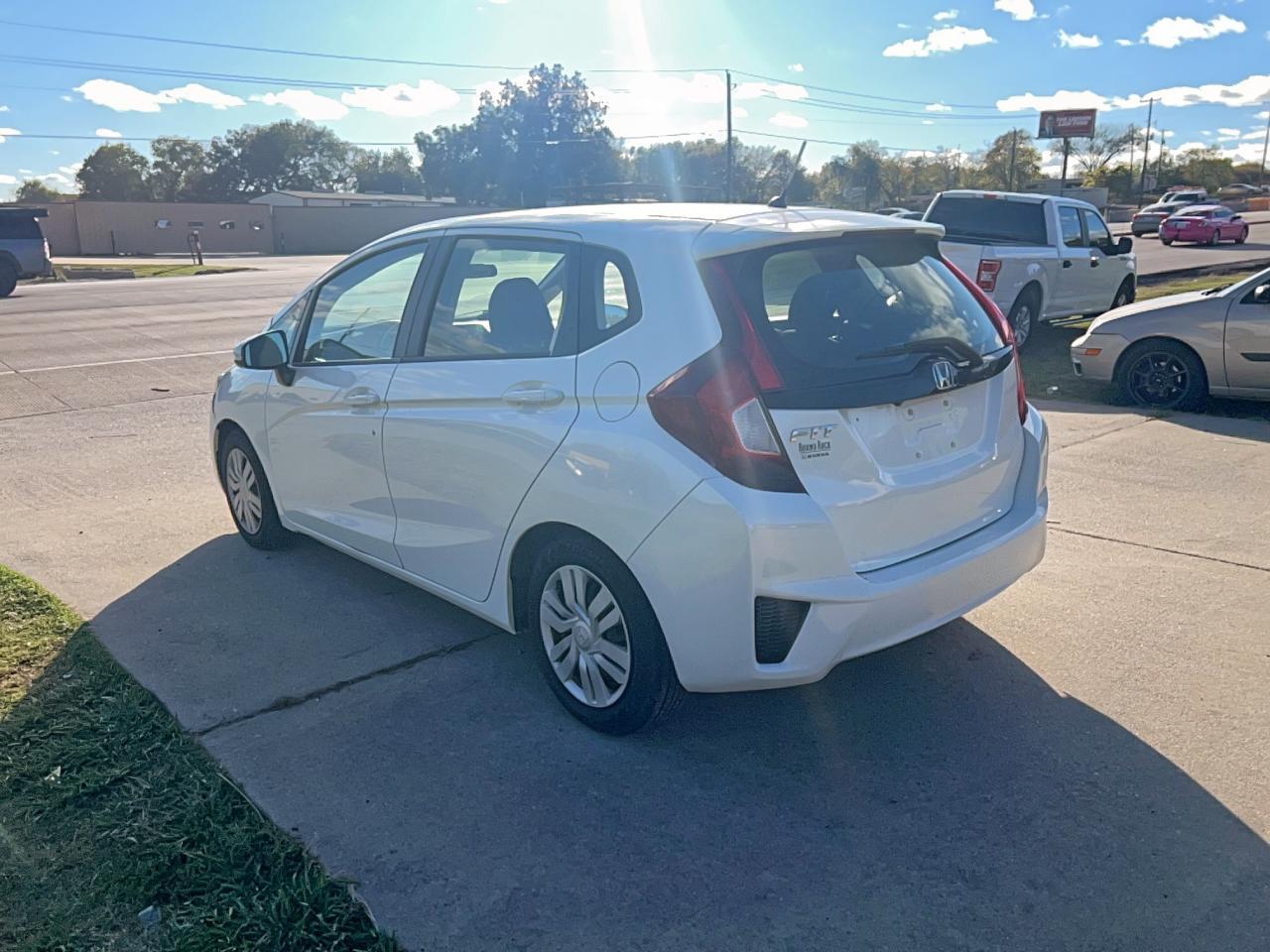 2016 Honda Fit Lx - Image 3