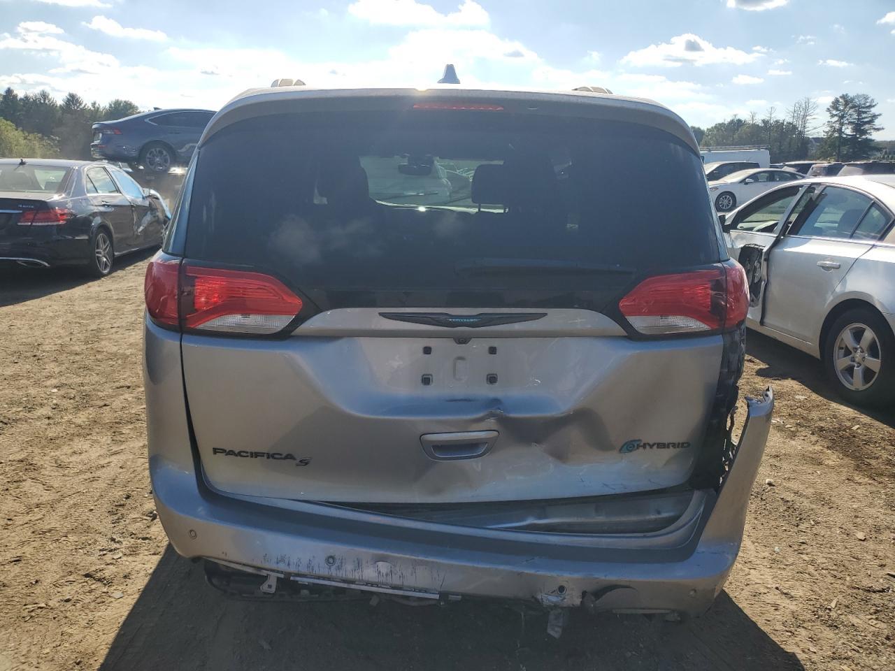 2019 Chrysler Pacifica Hybrid Limited - Фото 6