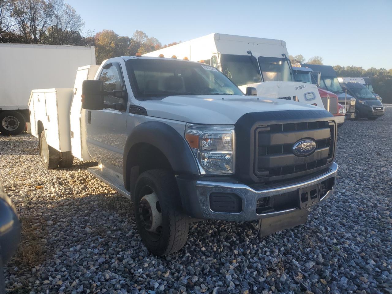 2016 Ford F550 Super Duty - Фото 4