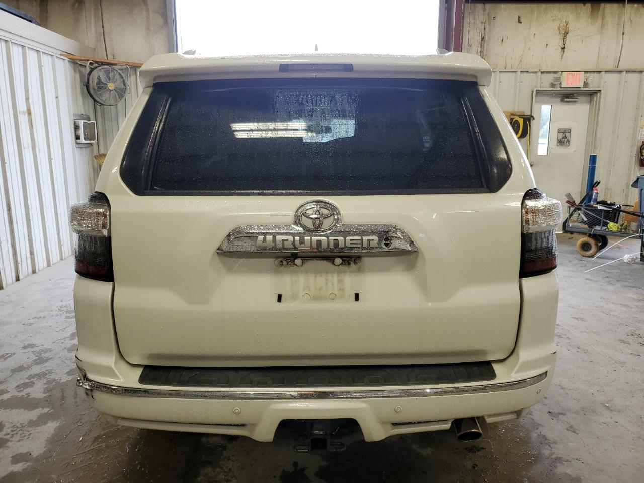 2016 Toyota 4Runner Sr5/Sr5 Premium - Фото 6