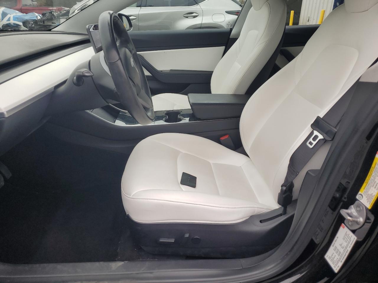 2018 Tesla Model 3 - Image 7
