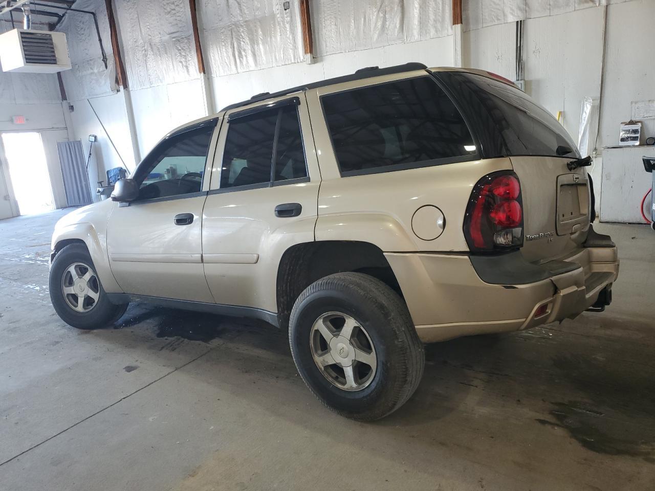 2006 Chevrolet Trailblazer Ls - Image 2