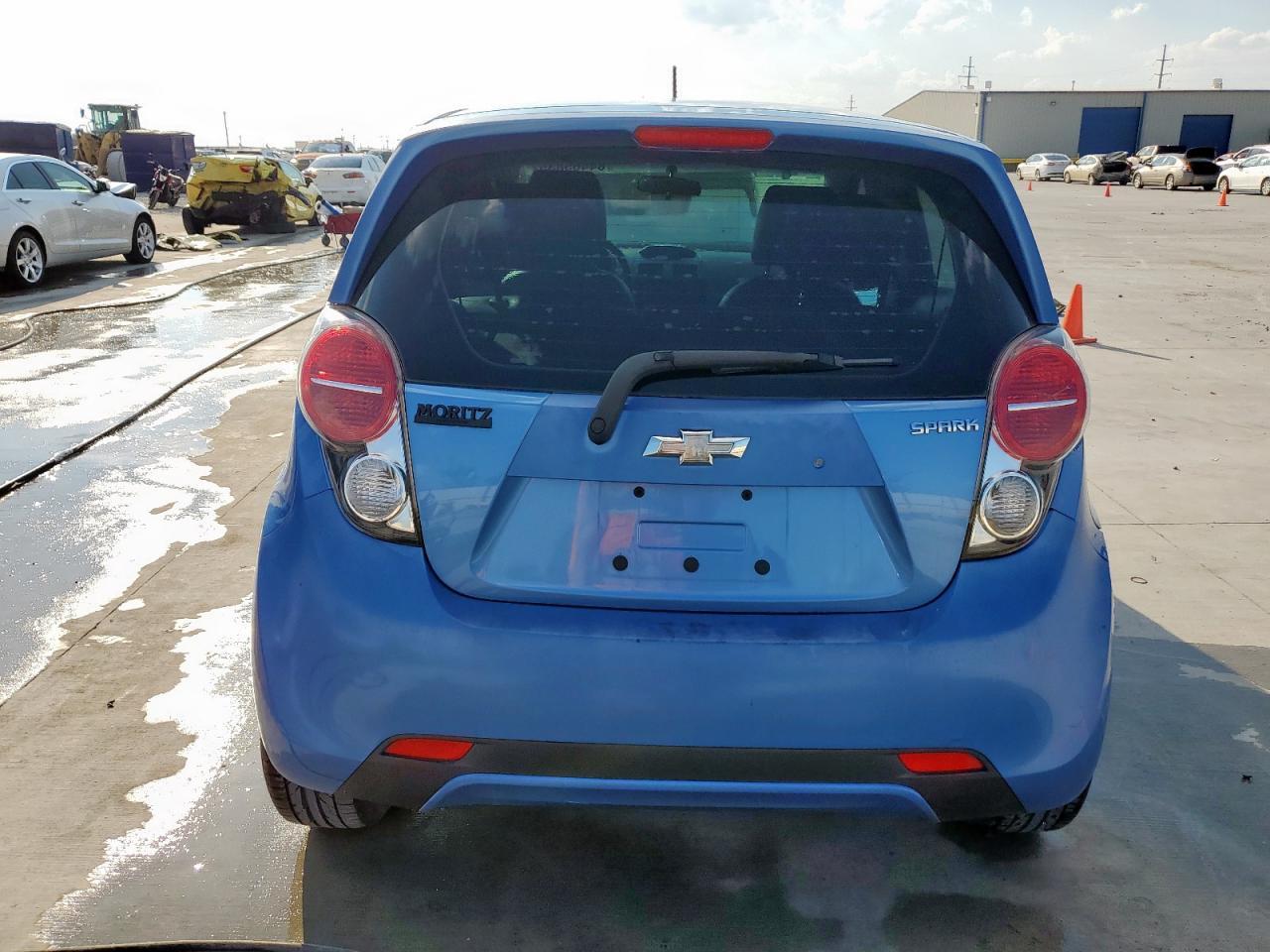 2014 Chevrolet Spark 1Lt - Фото 6