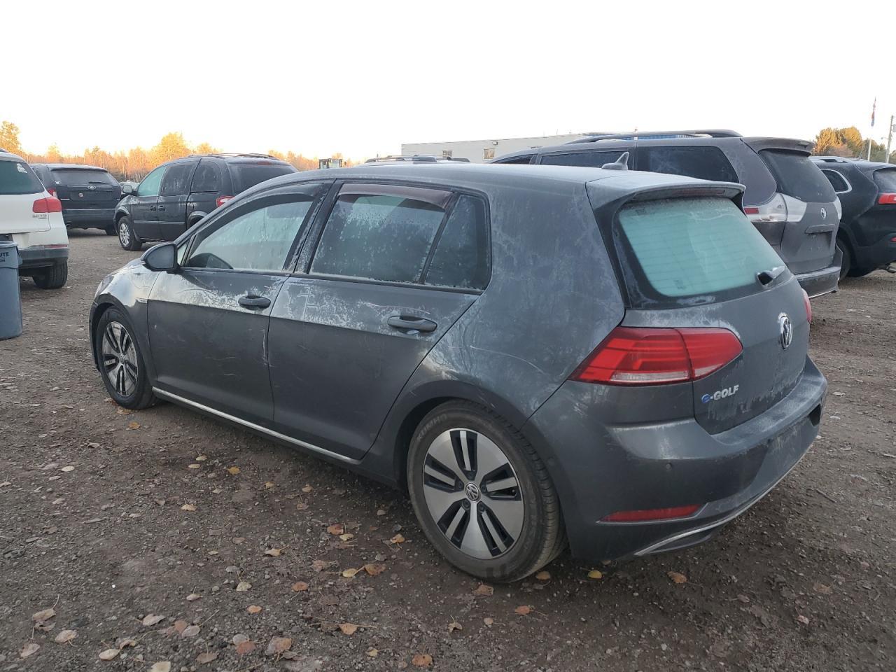 2018 Volkswagen E-Golf Sel Premium - Фото 2