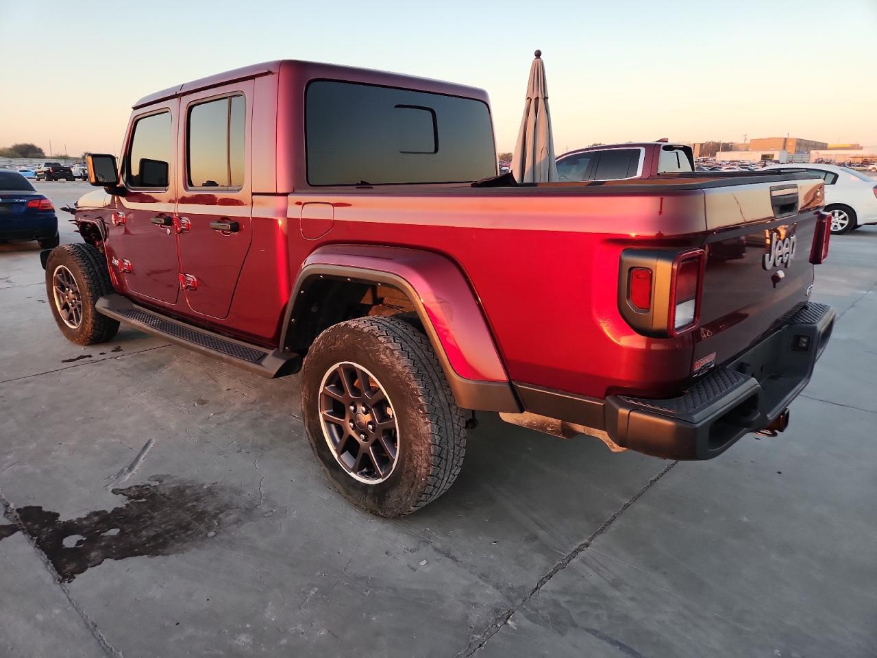 2021 Jeep Gladiator Overland - Image 2