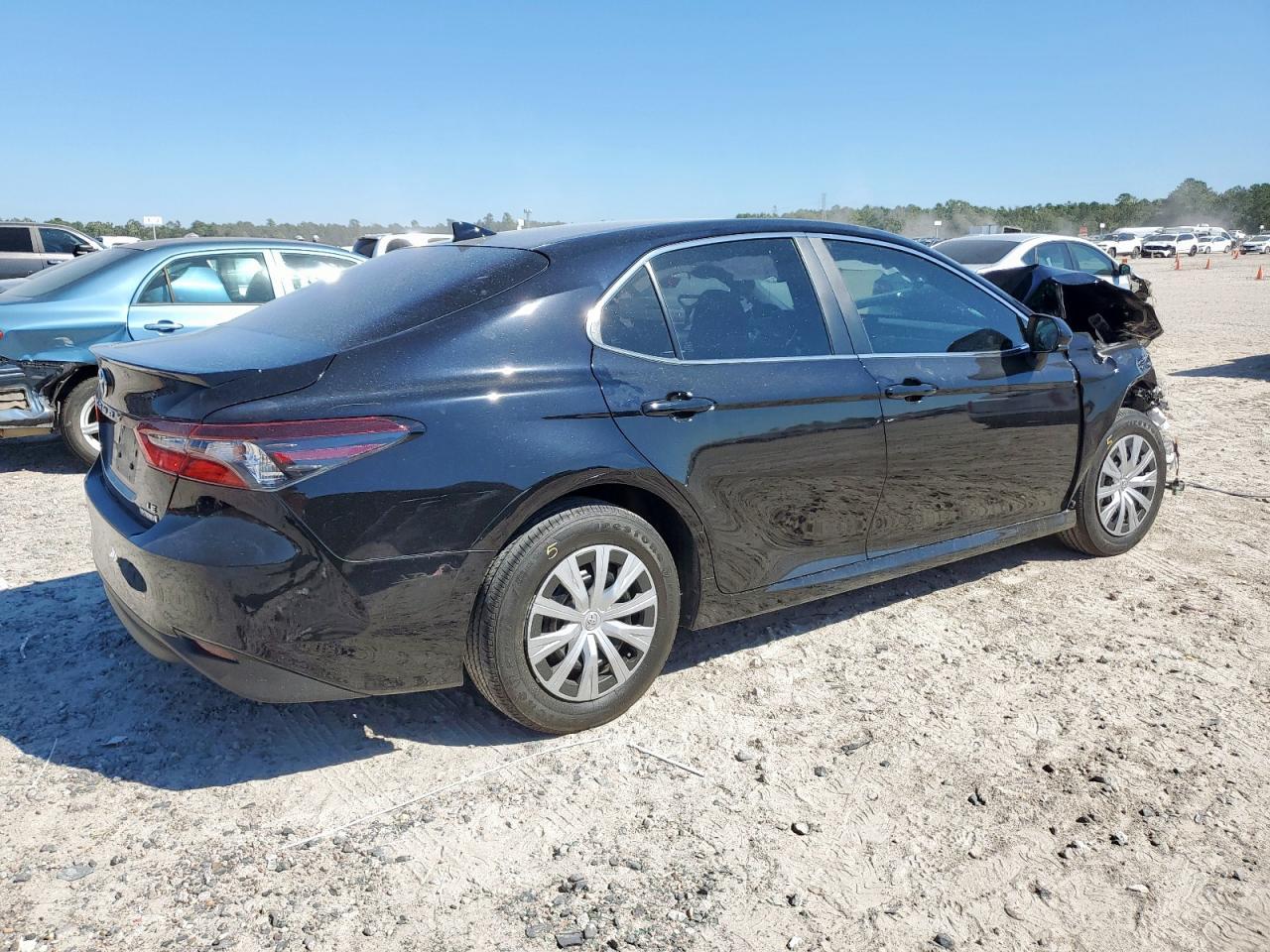 2023 Toyota Camry Le - Image 3