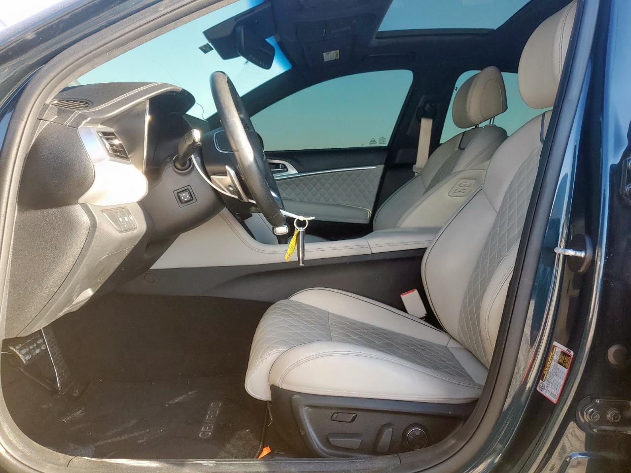 2023 Genesis G70 Base - Фото 7