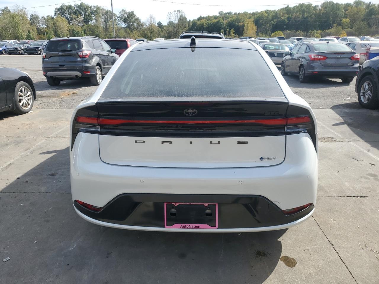 2026 Toyota Prius Le - Фото 6