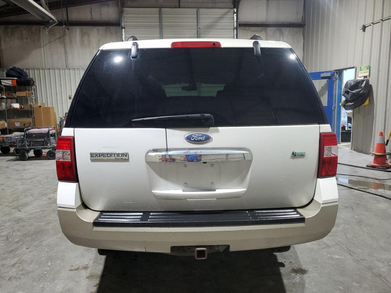 2010 Ford Expedition Eddie Bauer - Image 6