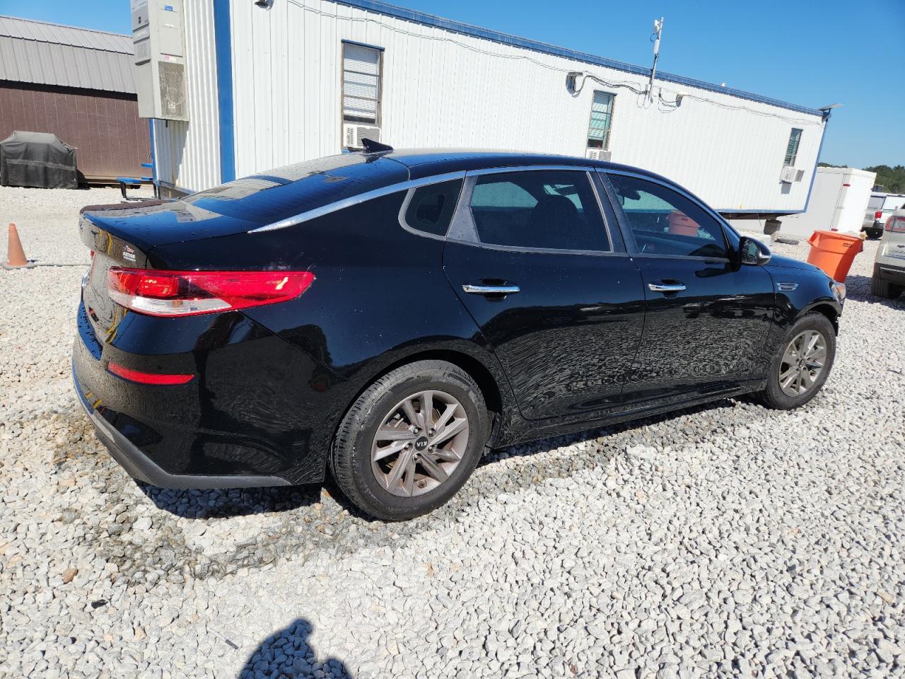 2020 Kia Optima Lx - Фото 3