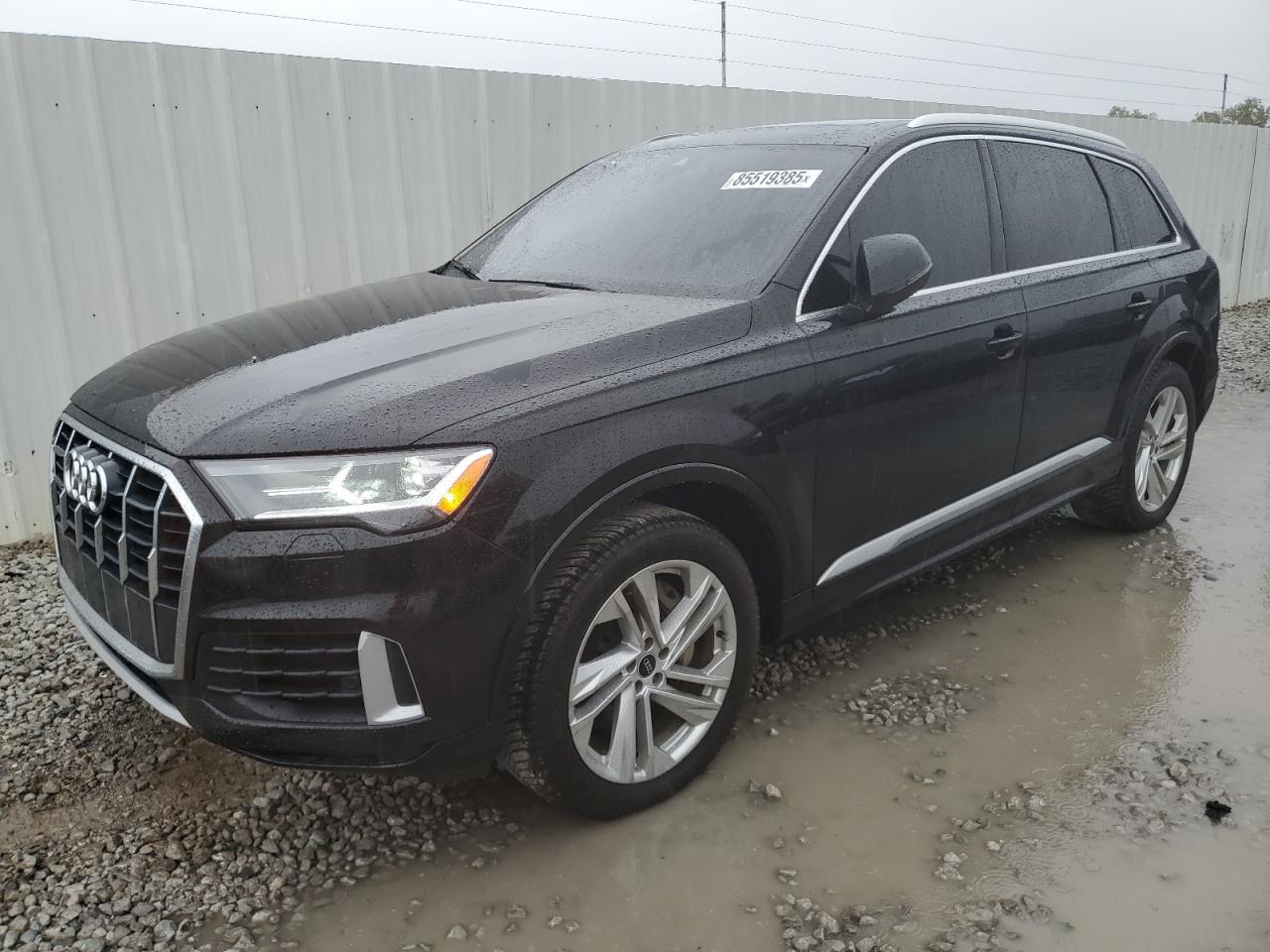 2021 Audi Q7 Premium Plus