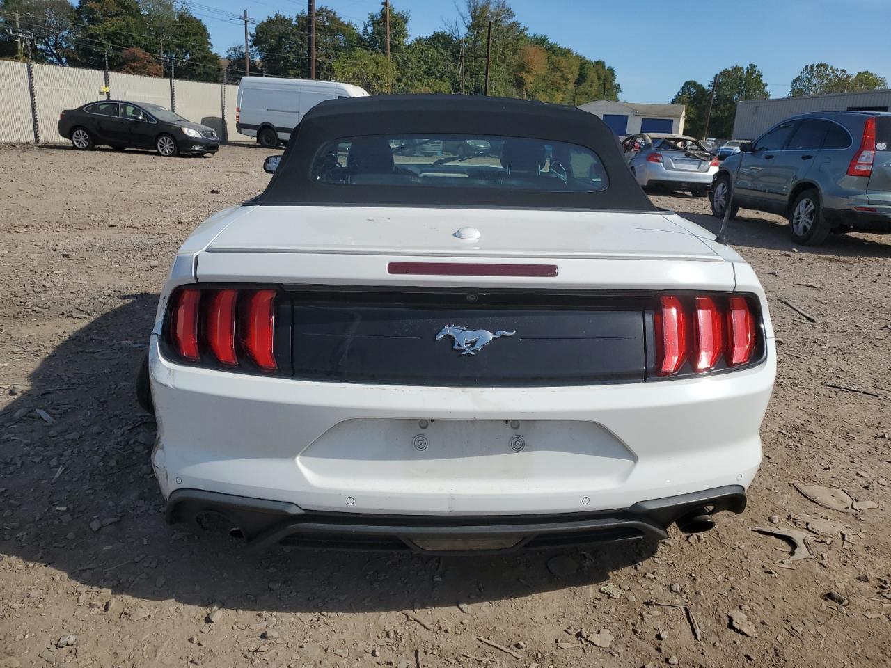 2020 Ford Mustang - Image 6