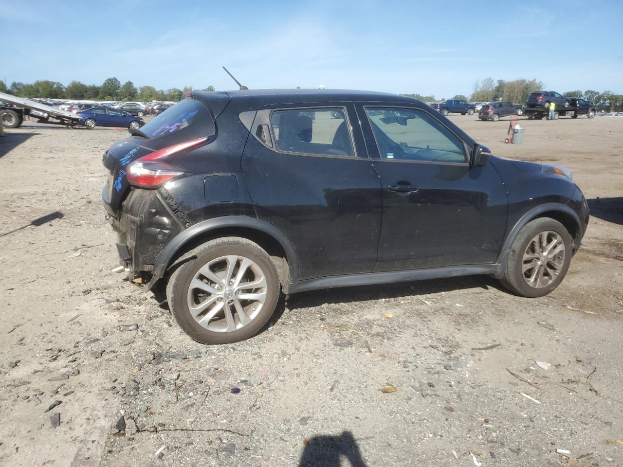 2016 Nissan Juke S - Фото 3