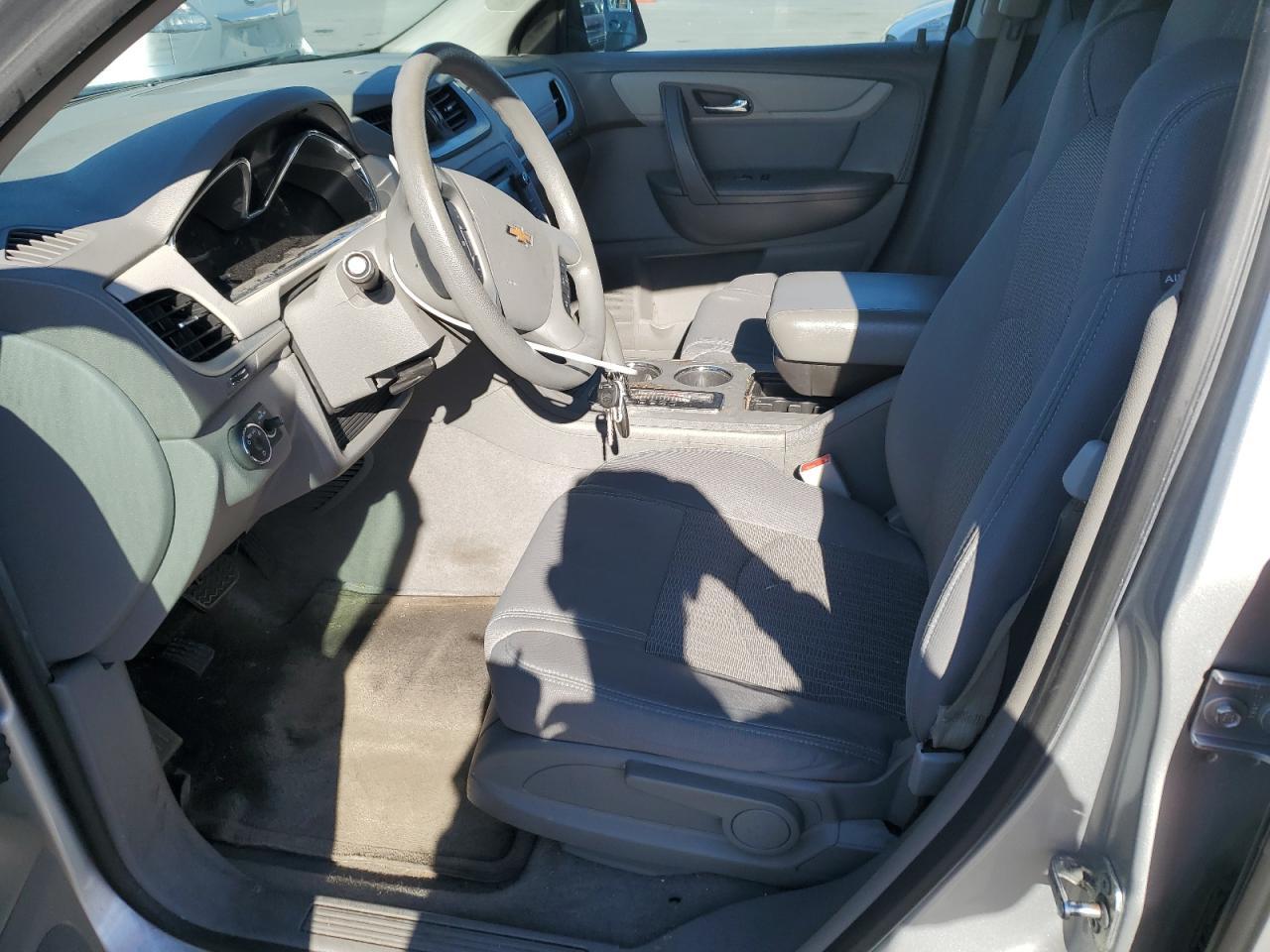 2016 Chevrolet Traverse Ls - Фото 7