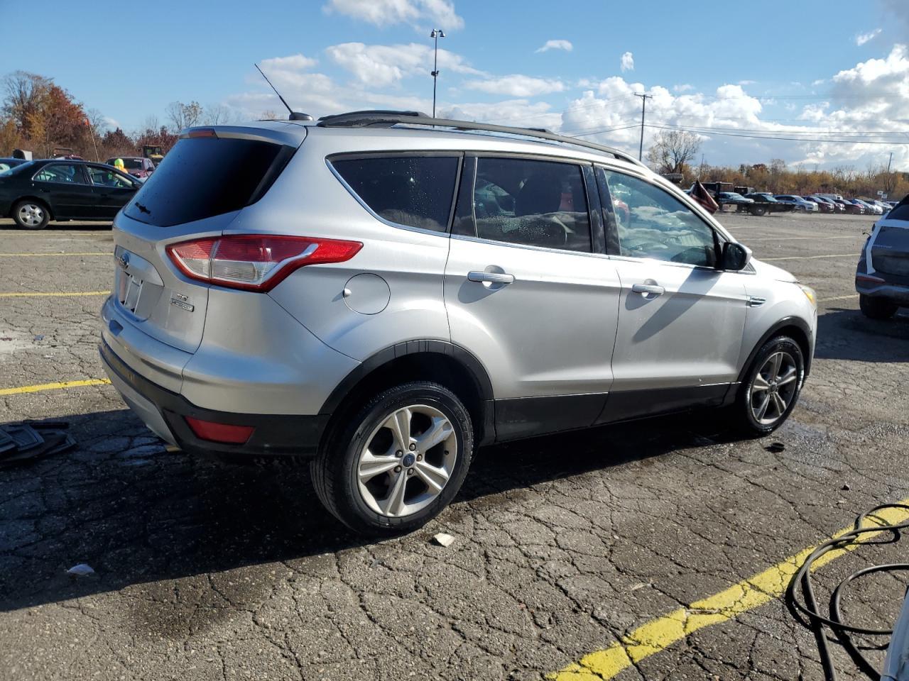 2014 Ford Escape Se - Image 3