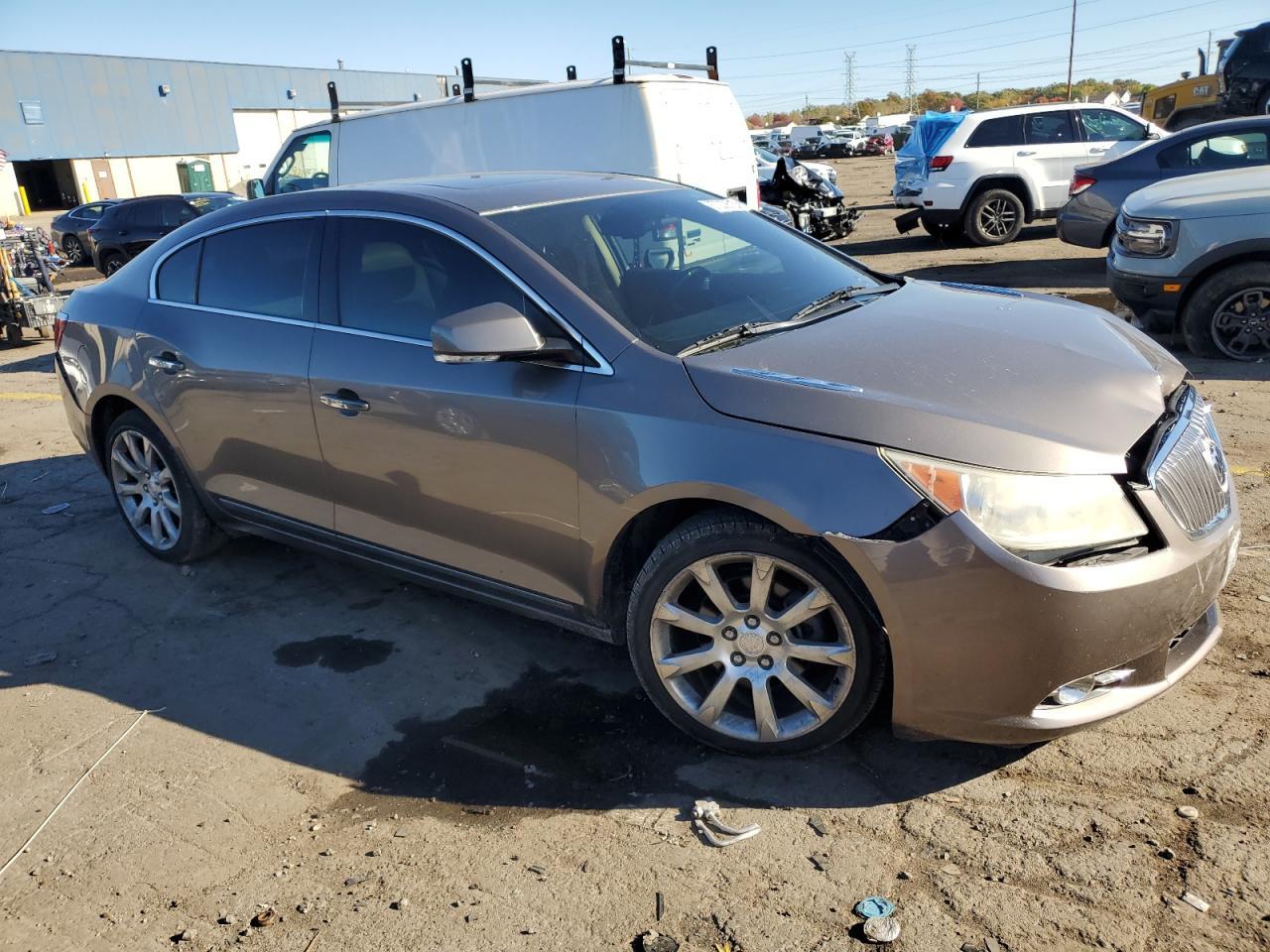2010 Buick Lacrosse Cxs - Image 4