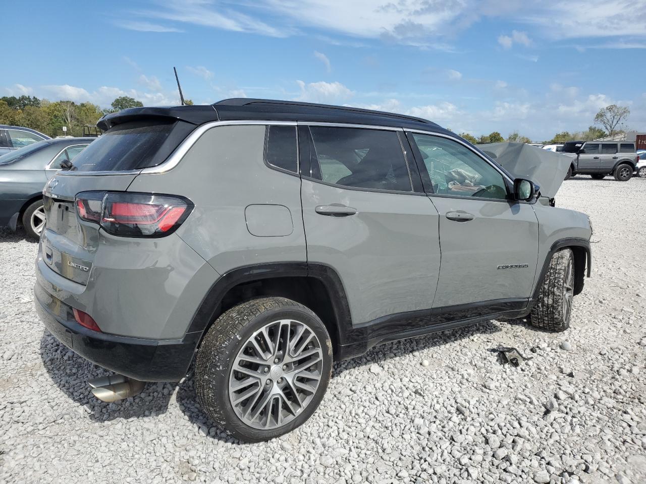 2022 Jeep Compass Limited - Image 3