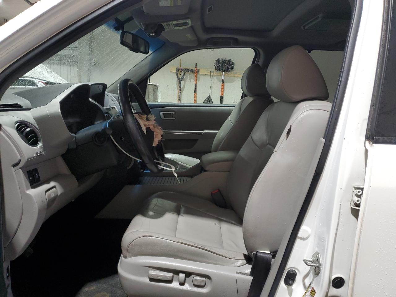 2012 Honda Pilot Touring - Image 7