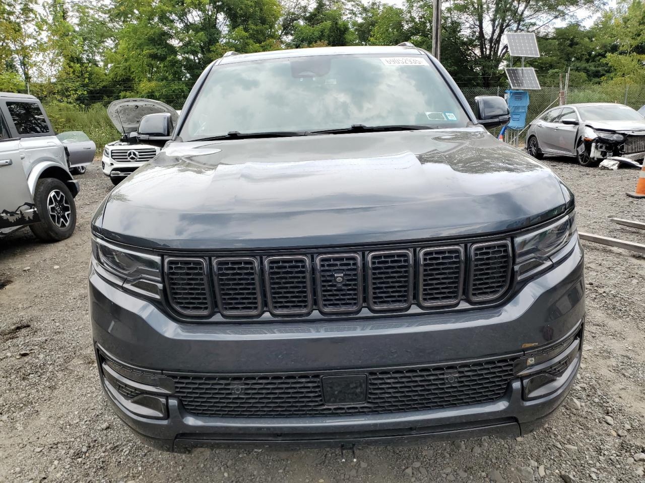 2022 Jeep Wagoneer Series I - Фото 5