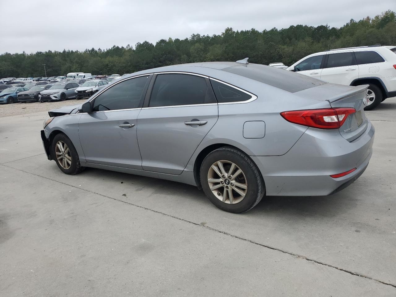 2017 Hyundai Sonata Se - Фото 2