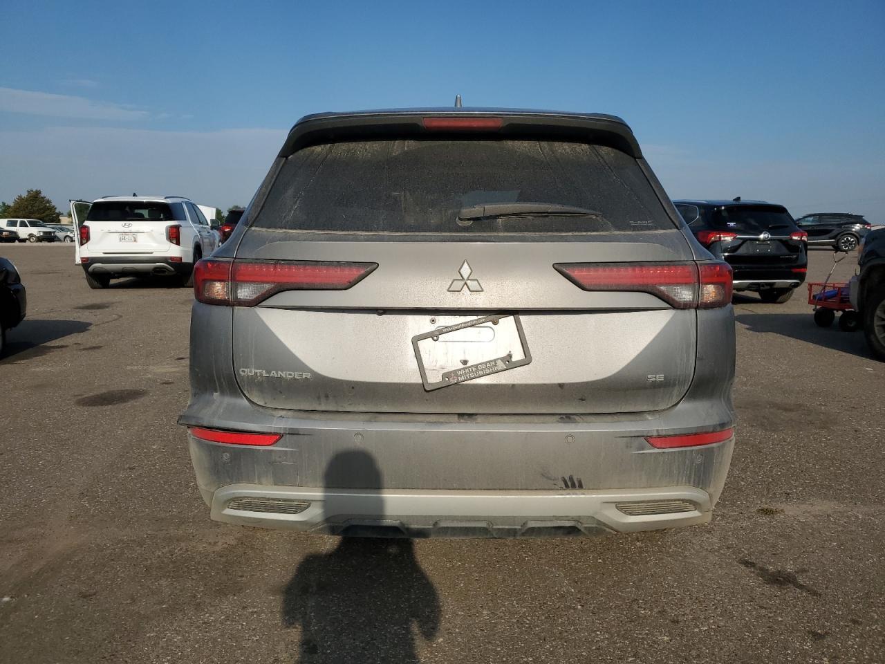 2022 Mitsubishi Outlander Se - Фото 6