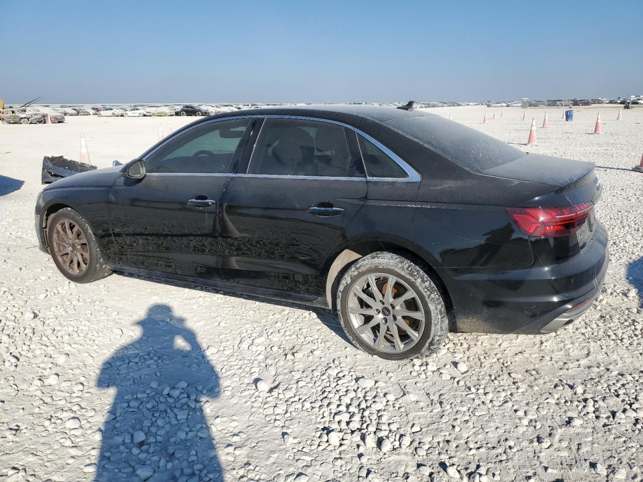 2021 Audi A4 Premium 40 - Фото 2
